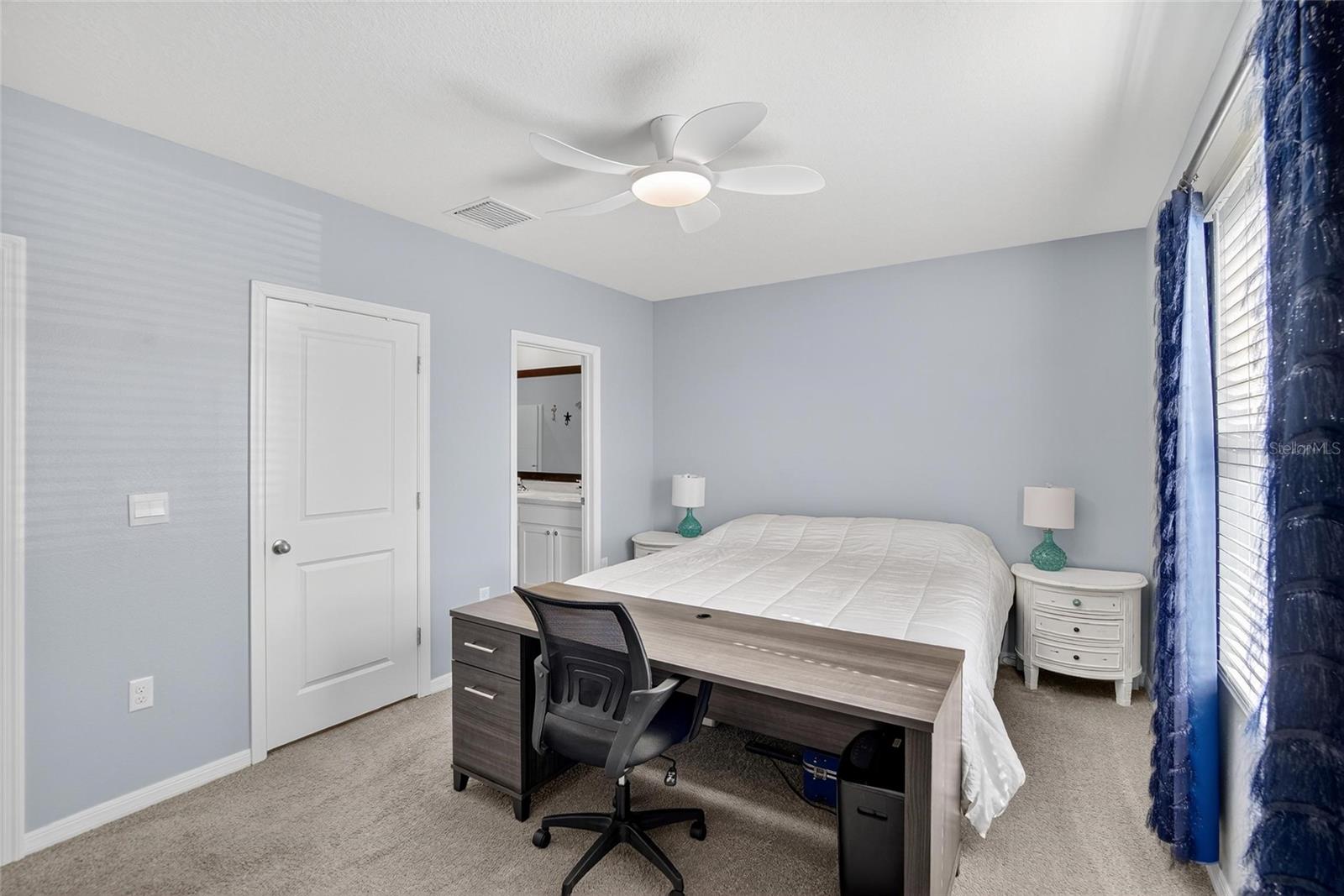 5055 CAPTAIN DAVIS DR — photo 23