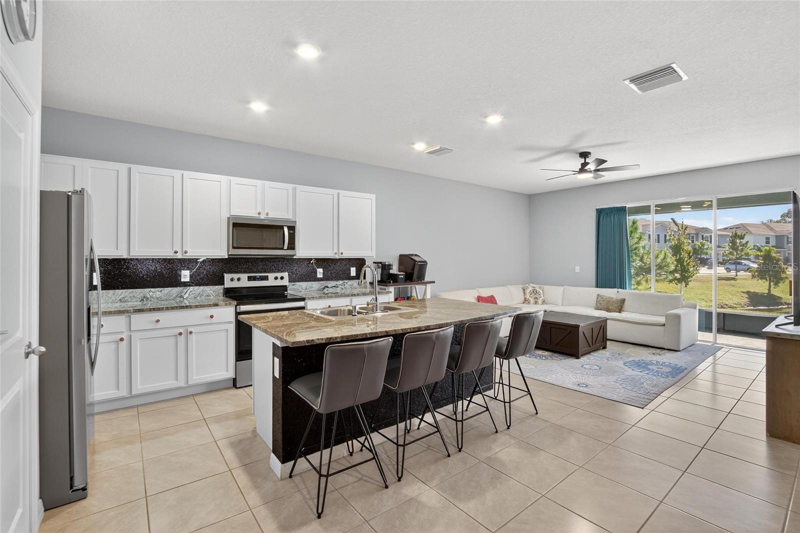 5055 CAPTAIN DAVIS DR — photo 4