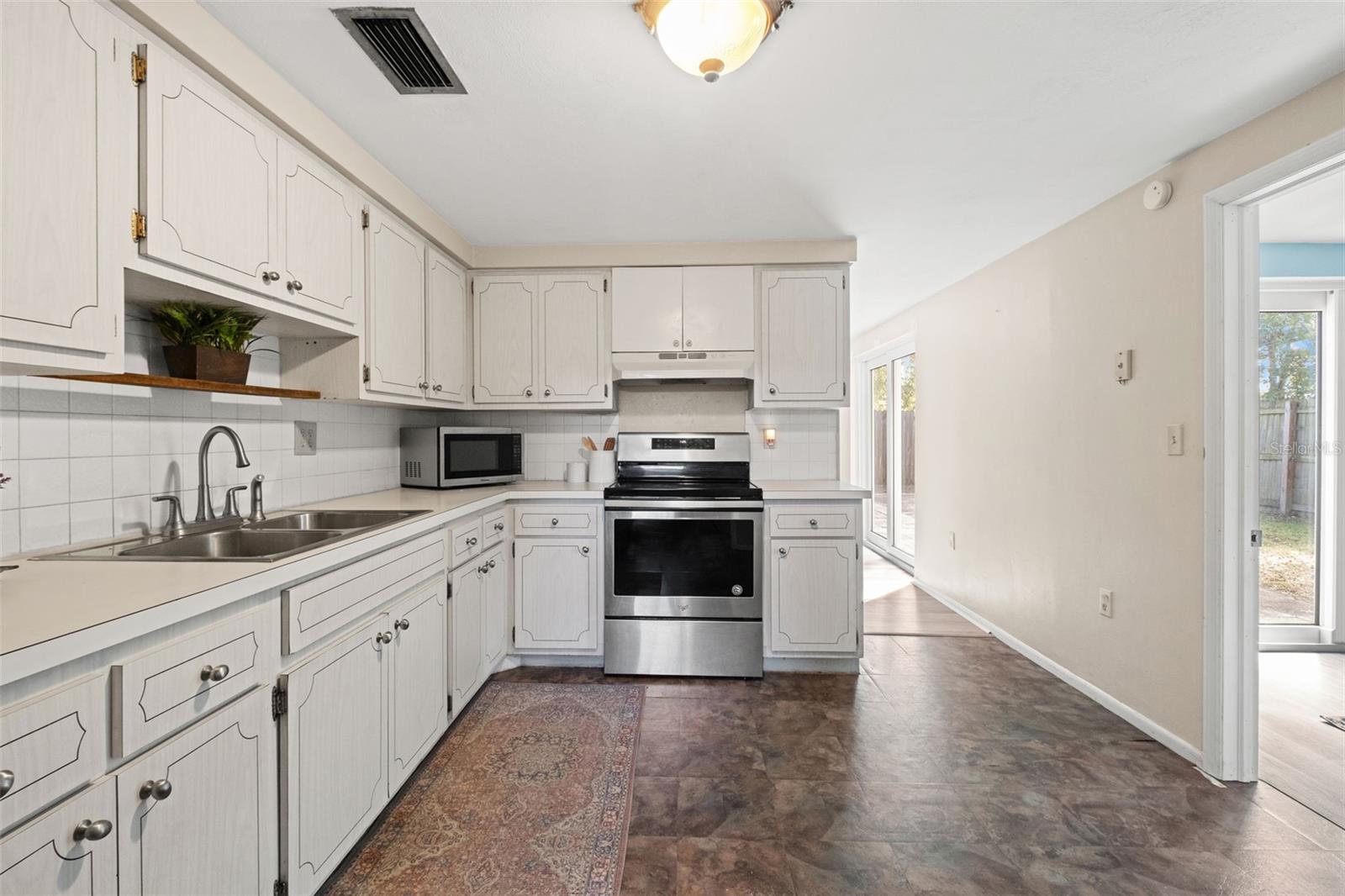 7710 BIRCHWOOD DR — photo 11