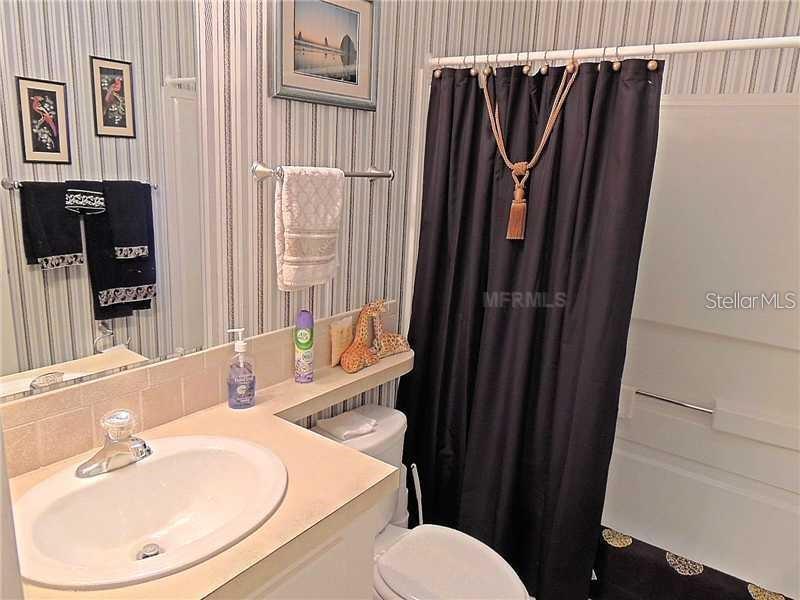 37535 NEW HORIZONS BLVD — photo 17