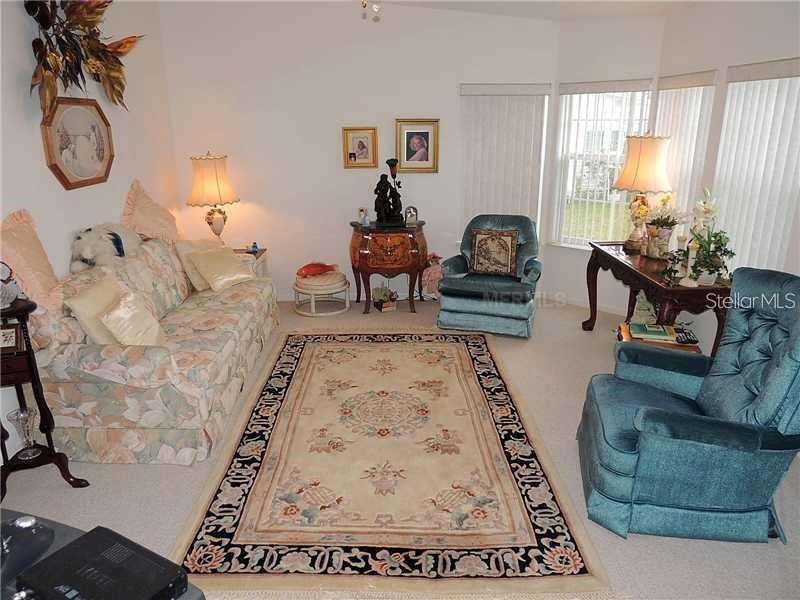 37535 NEW HORIZONS BLVD — photo 10