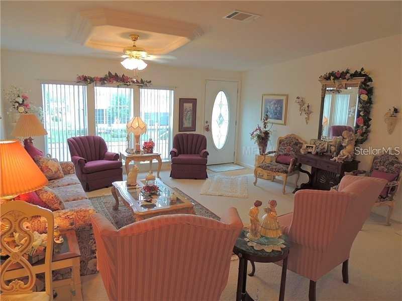 37535 NEW HORIZONS BLVD — photo 2