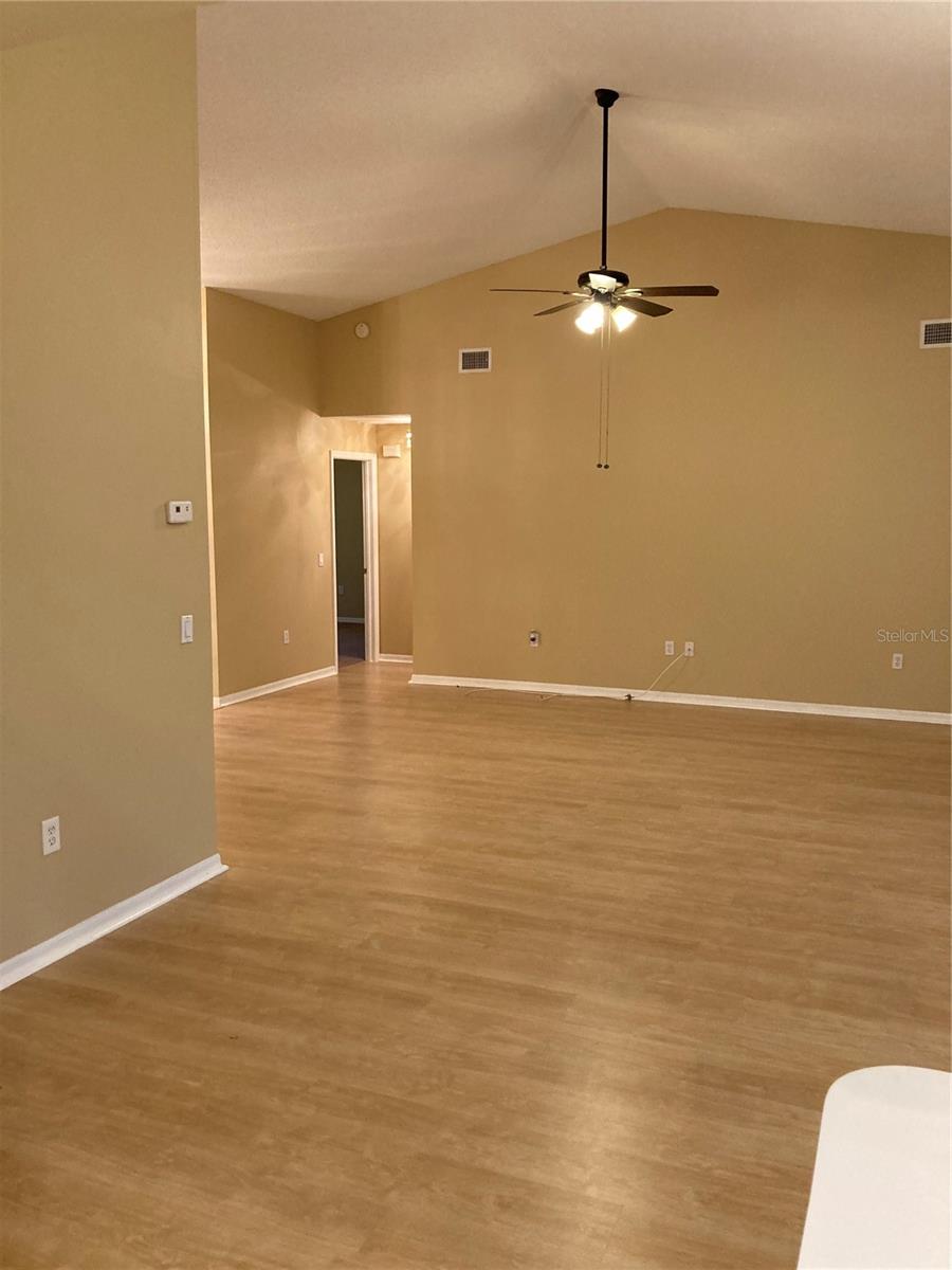 1327 TOLLBRIDGE CT — photo 7