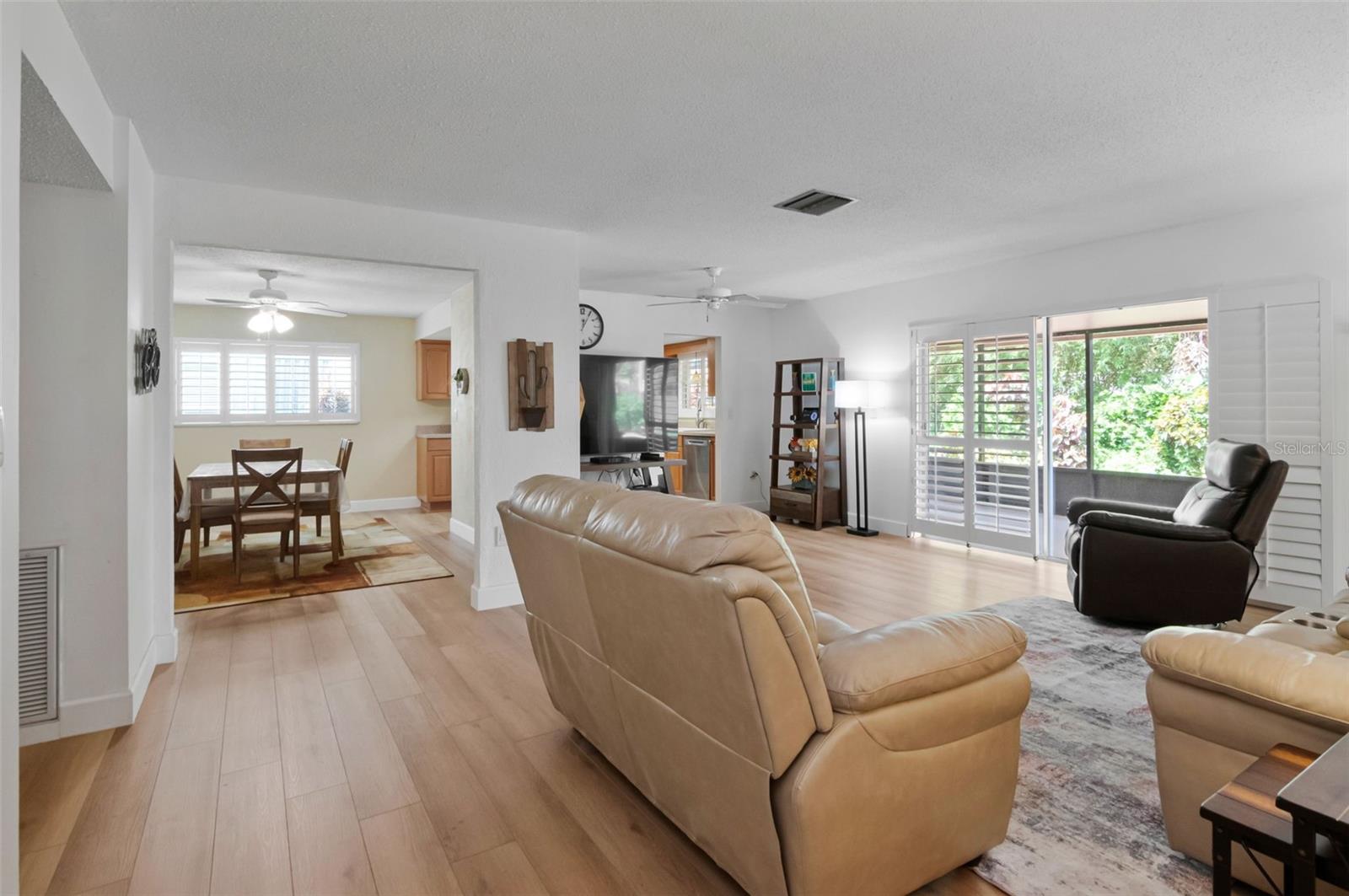 1150 BROOK DR W — photo 10