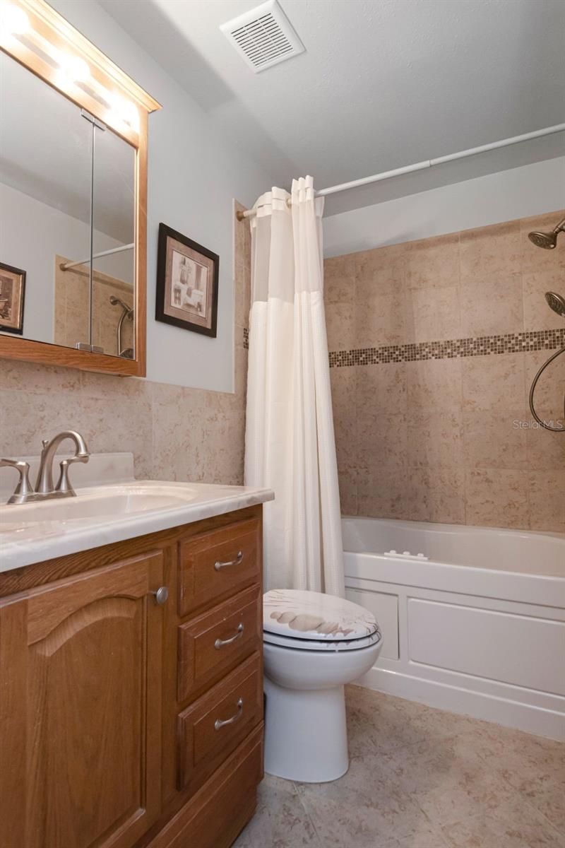 1150 BROOK DR W — photo 31