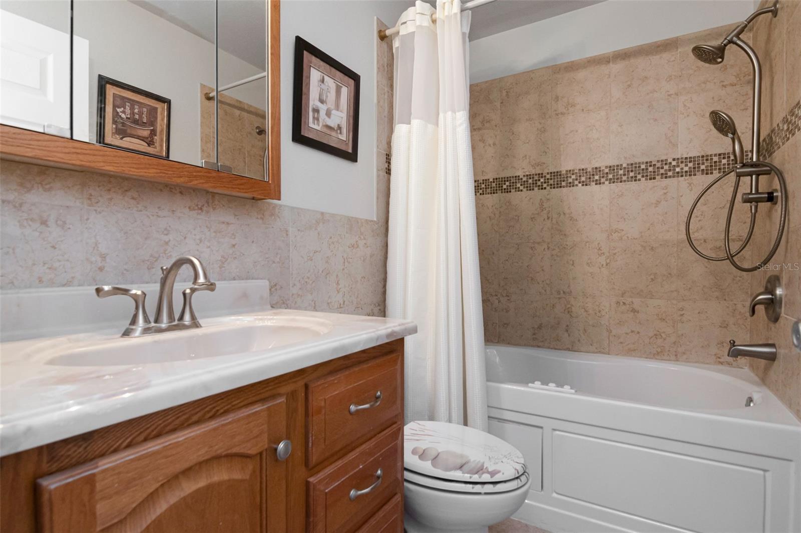 1150 BROOK DR W — photo 30