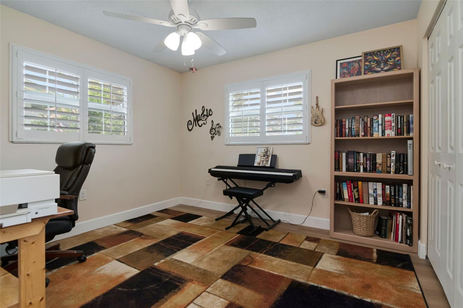 1150 BROOK DR W — photo 32