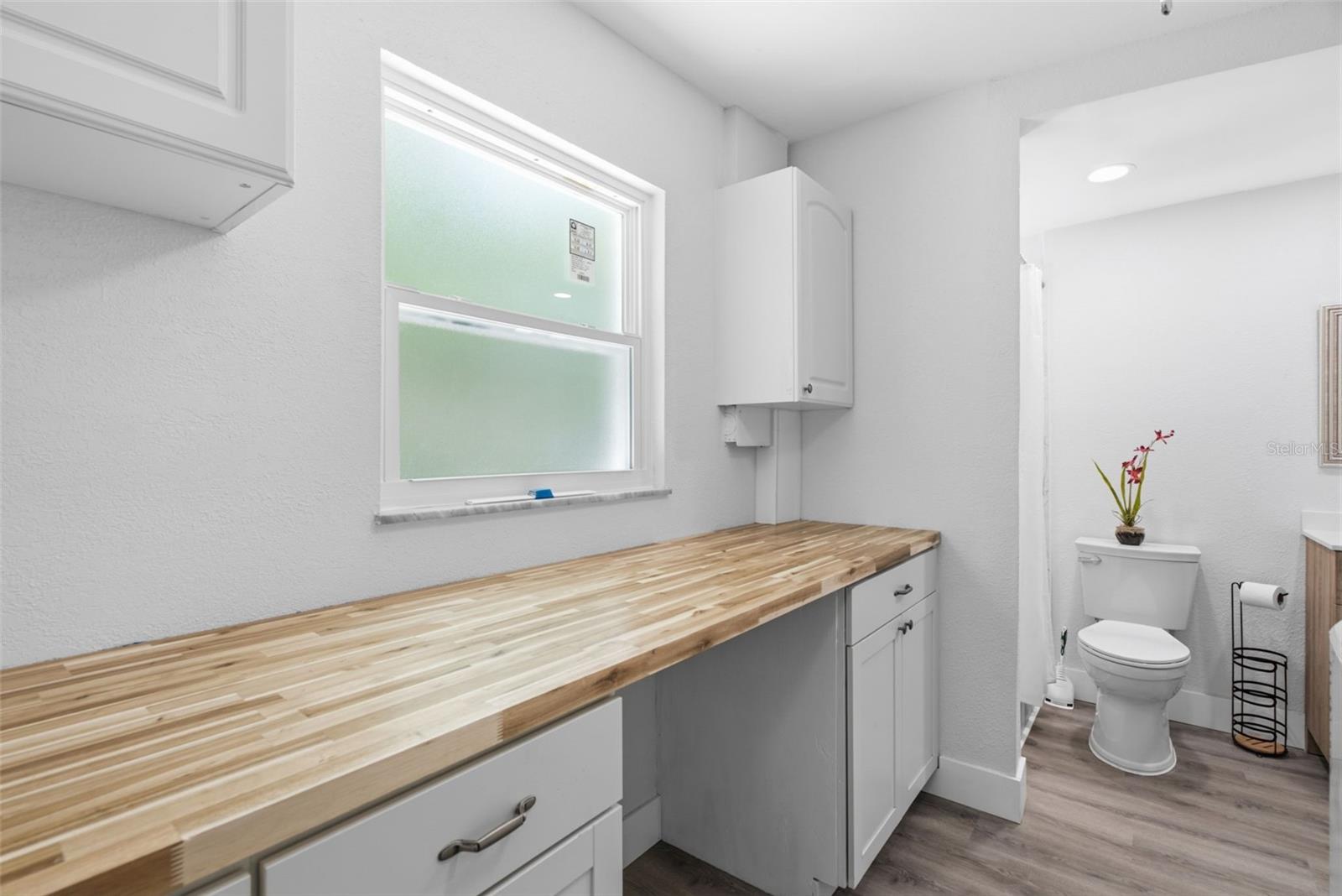 1516 ADELE PL — photo 26