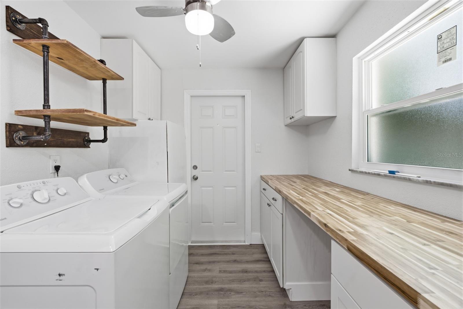 1516 ADELE PL — photo 25