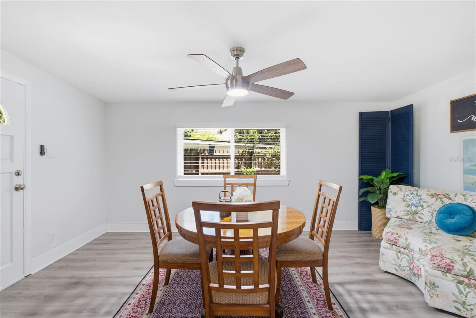 1516 ADELE PL — photo 11