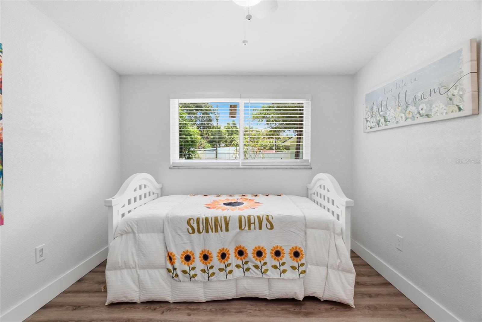 1516 ADELE PL — photo 36