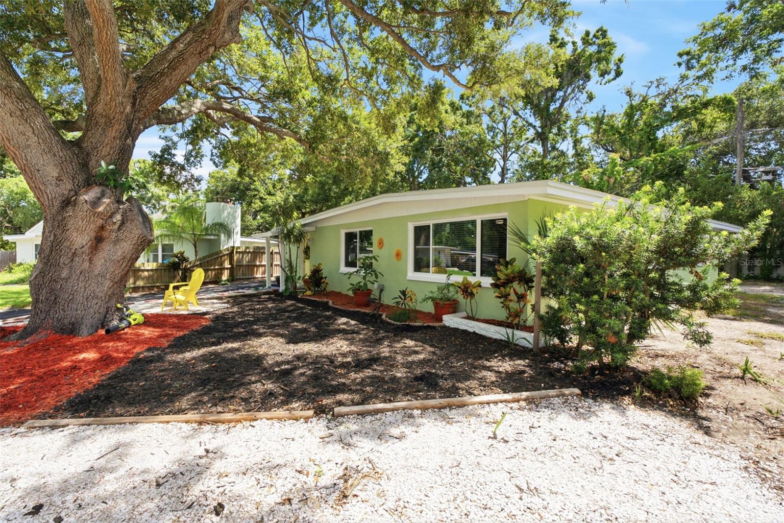1516 ADELE PL — photo 4