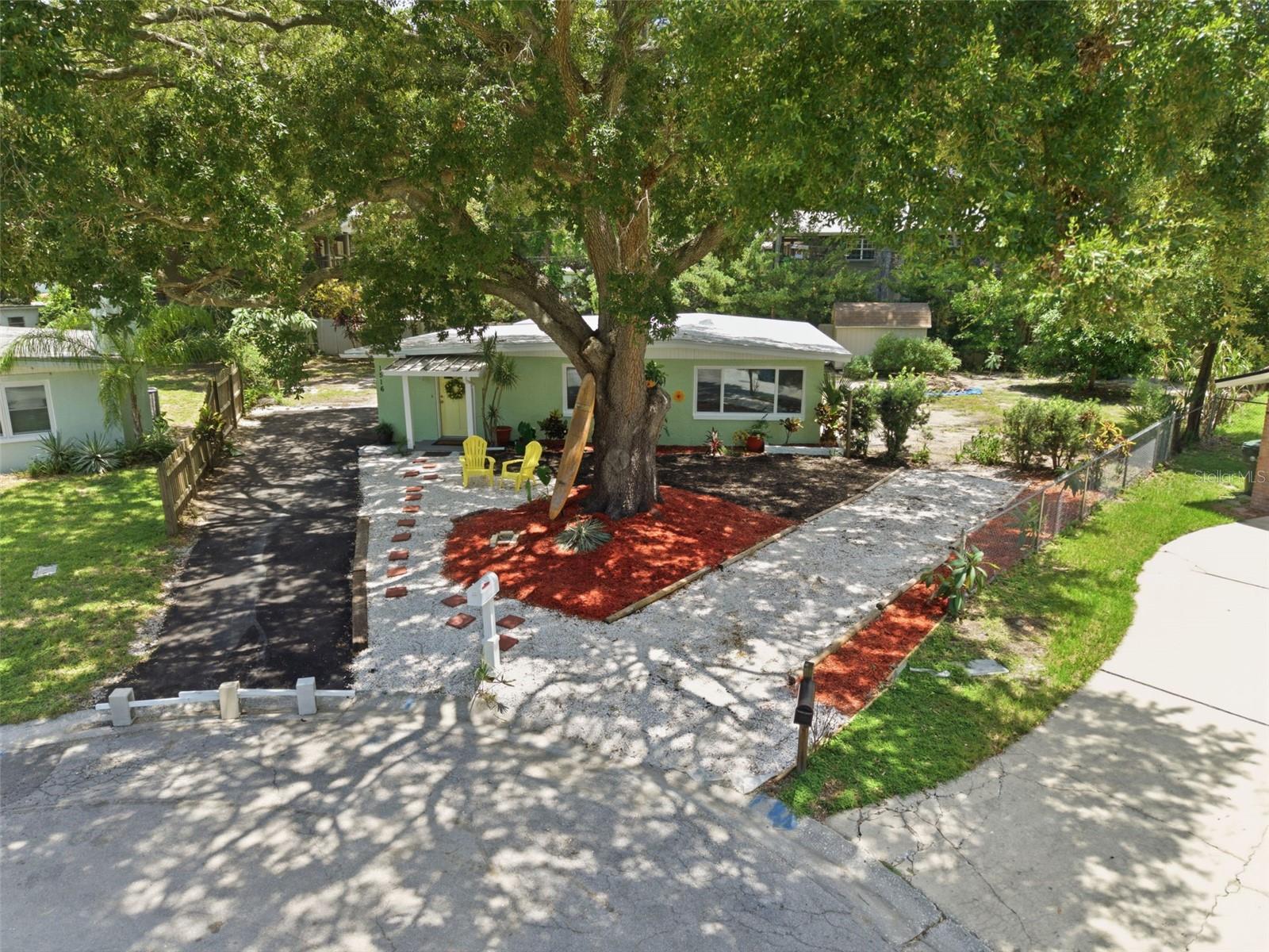 1516 ADELE PL — photo 44