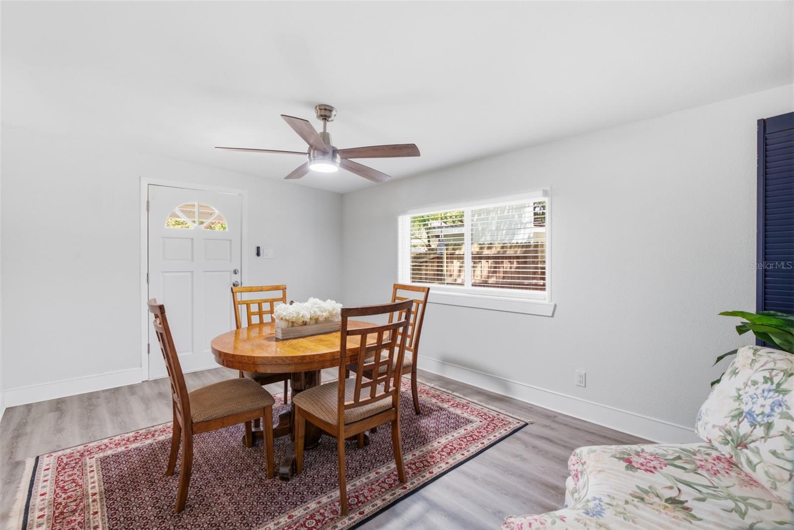 1516 ADELE PL — photo 10