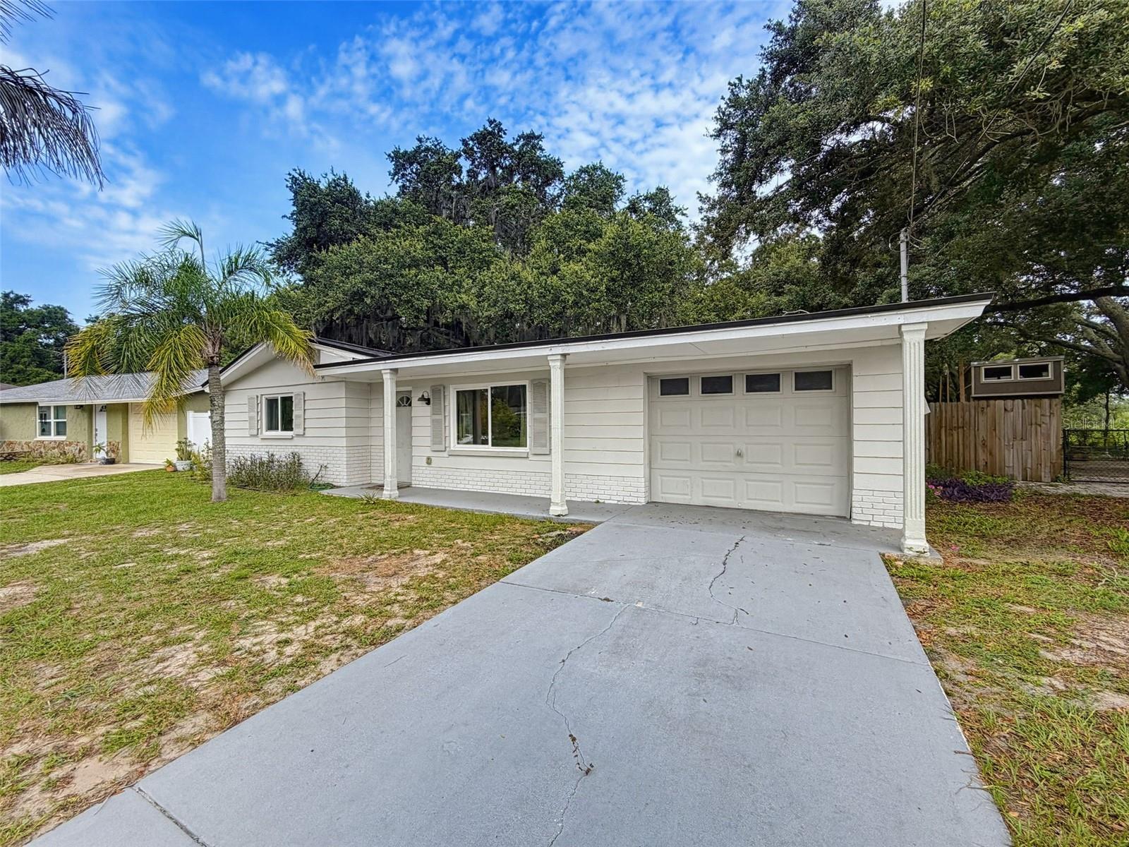 6845 MEDLAR DR — photo 2