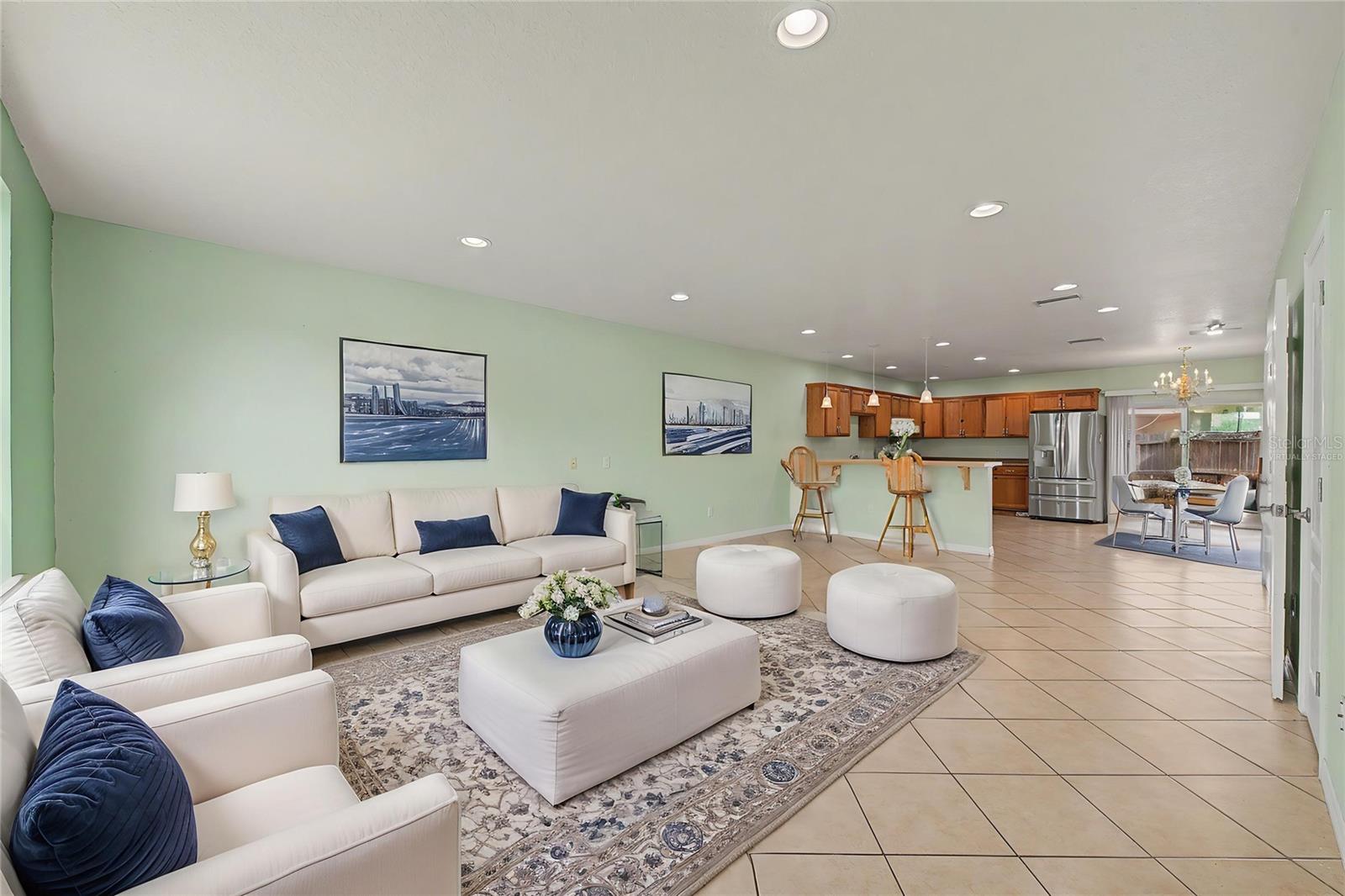 2106 PINE CHACE CT — photo 4