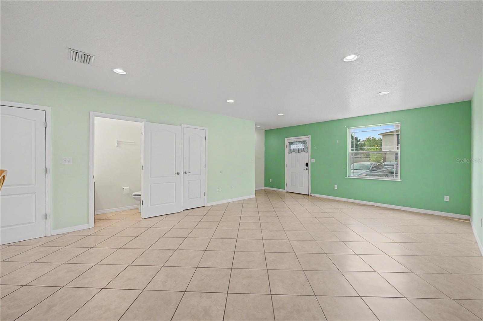 2106 PINE CHACE CT — photo 15