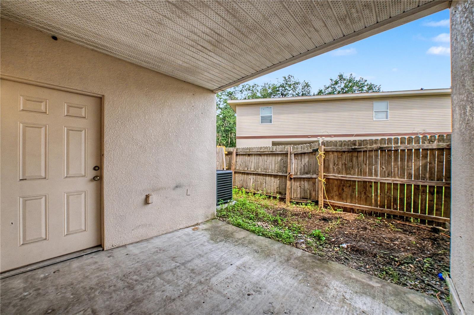 2106 PINE CHACE CT — photo 31