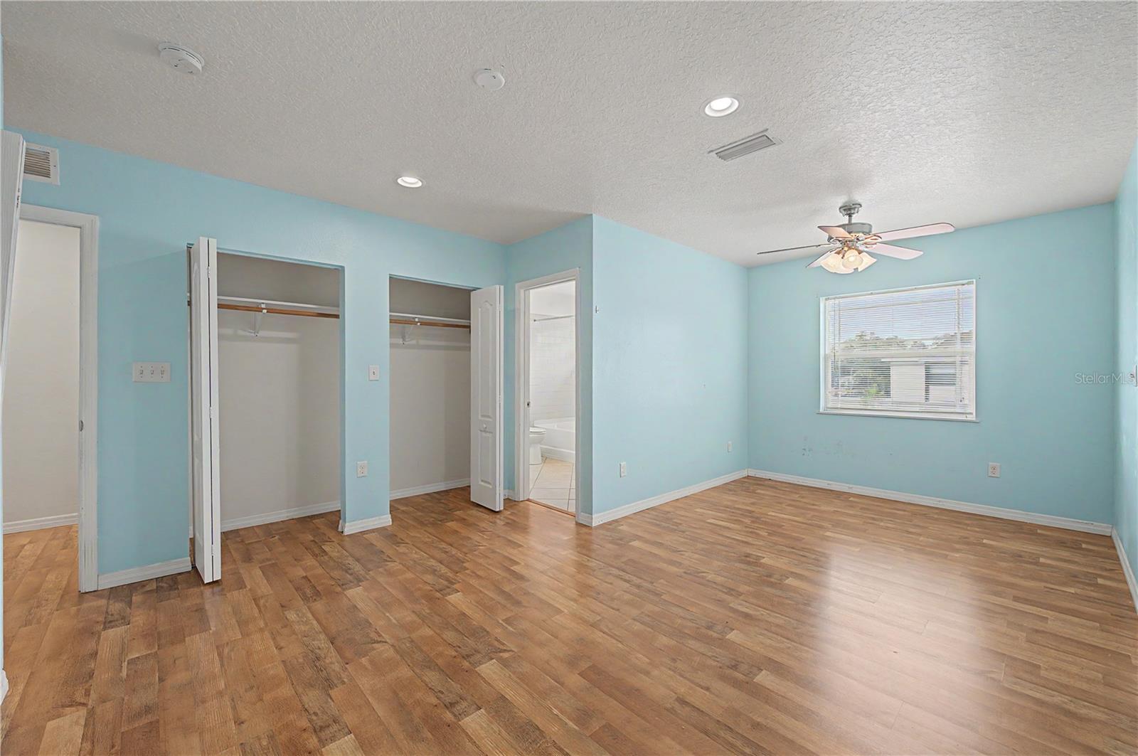2106 PINE CHACE CT — photo 17