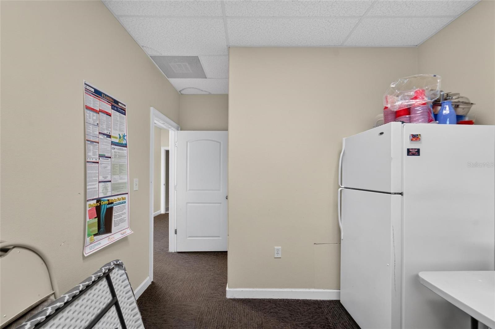 7318 W COMANCHE AVE — photo 37