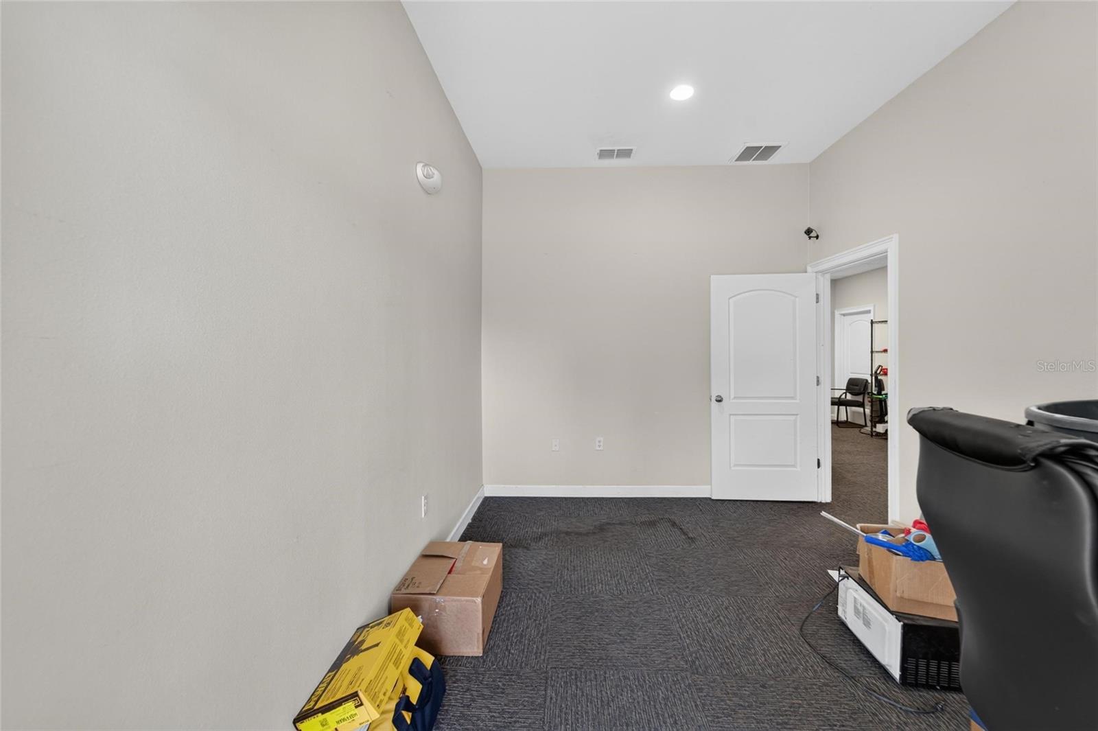 7318 W COMANCHE AVE — photo 24