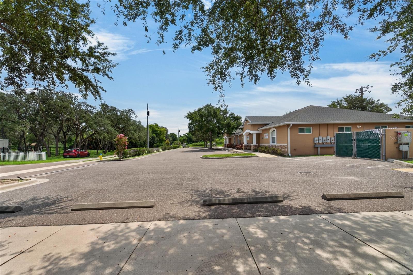 7318 W COMANCHE AVE — photo 44