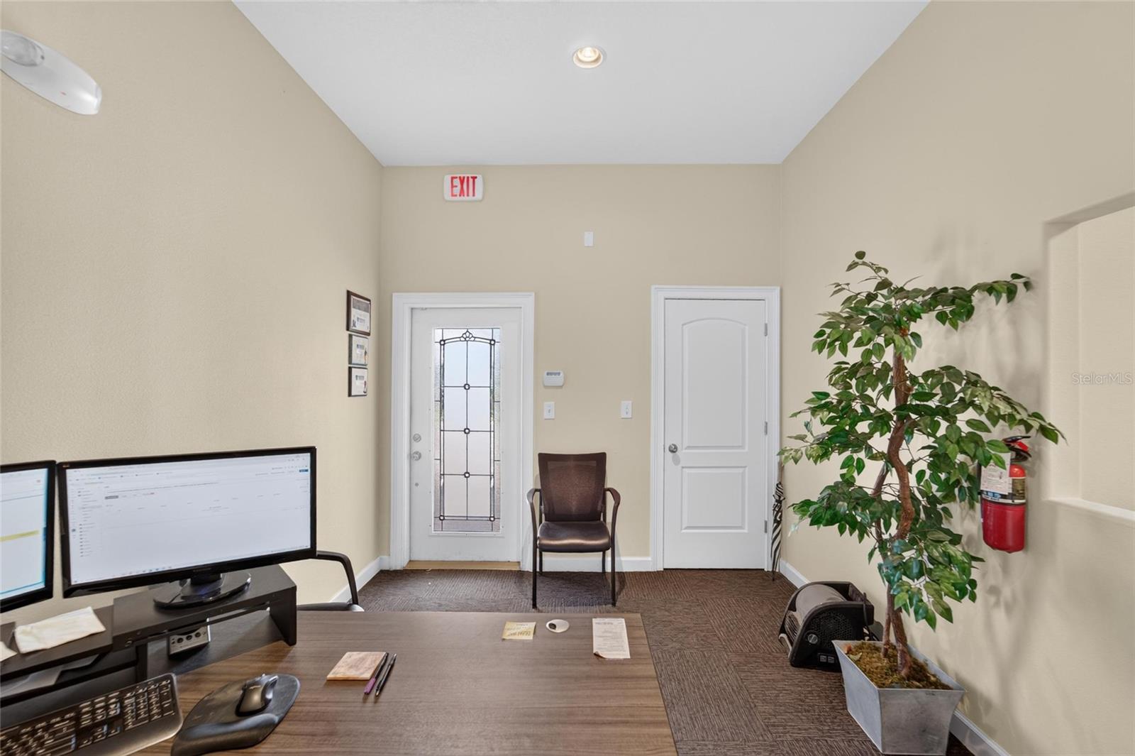 7318 W COMANCHE AVE — photo 84