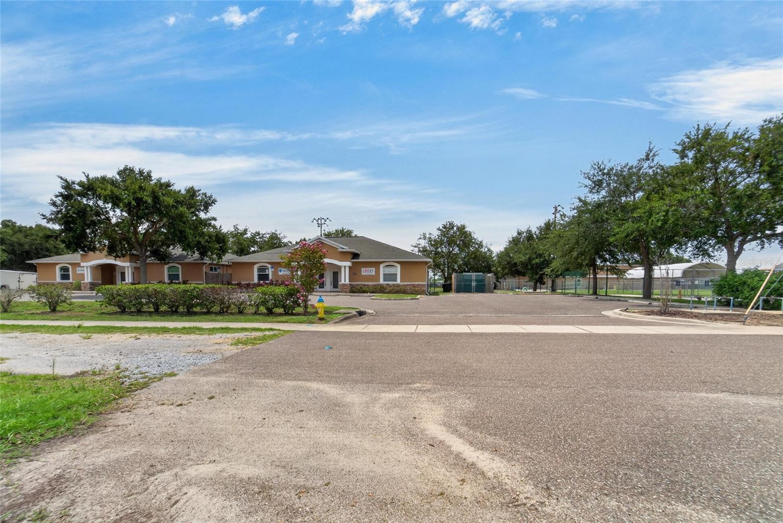 7318 W COMANCHE AVE — photo 43