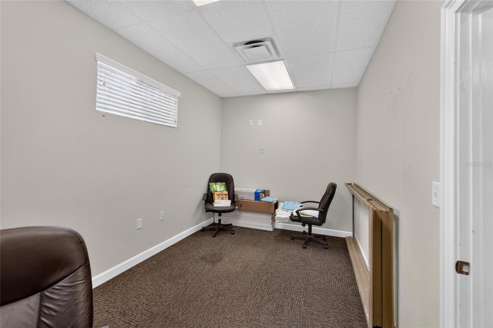 7318 W COMANCHE AVE — photo 32