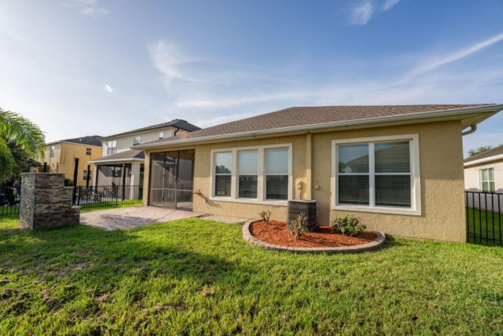 7627 STONEY HILL DR — photo 23