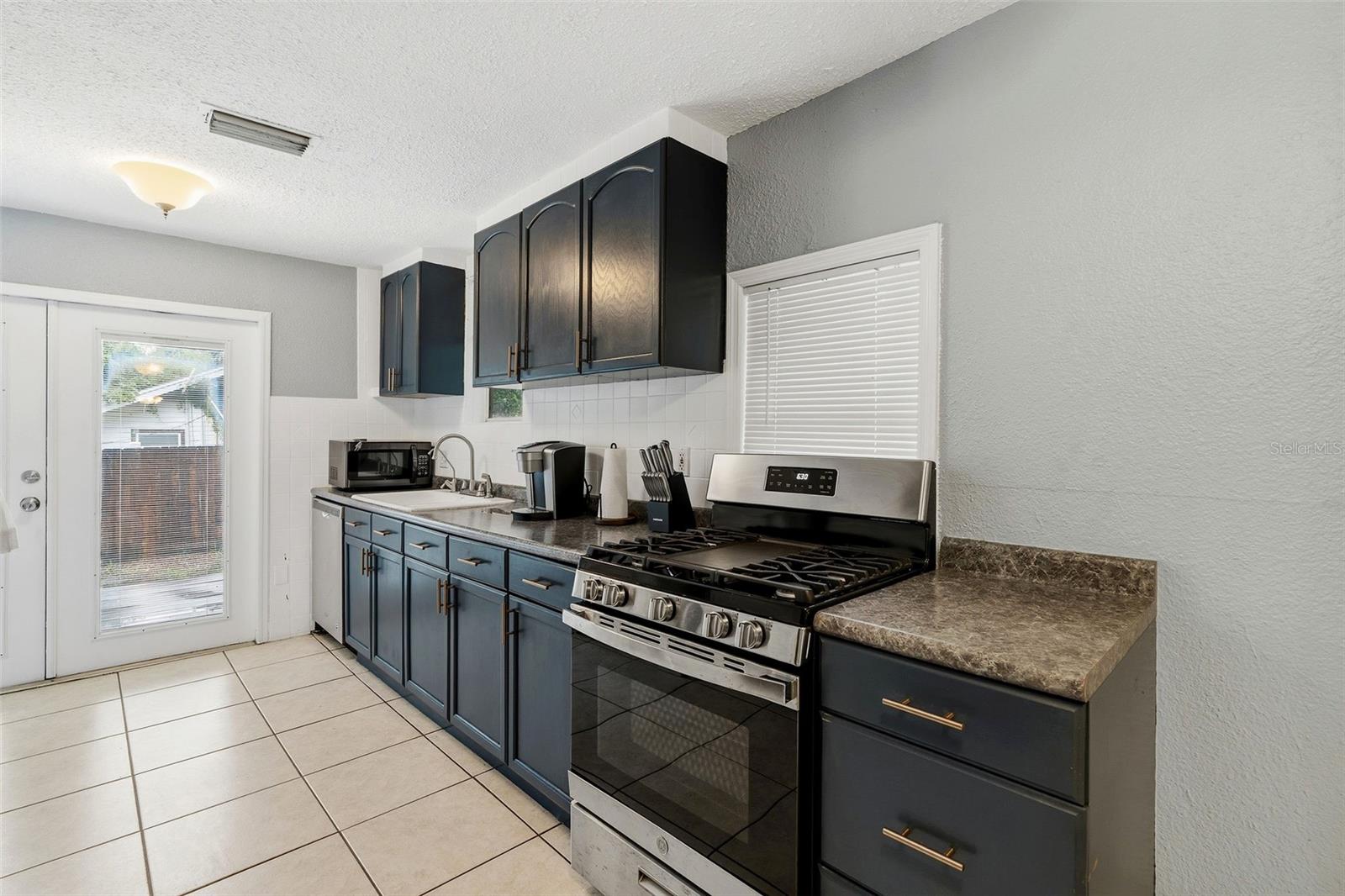 1171 HIGHLAND CT N — photo 9