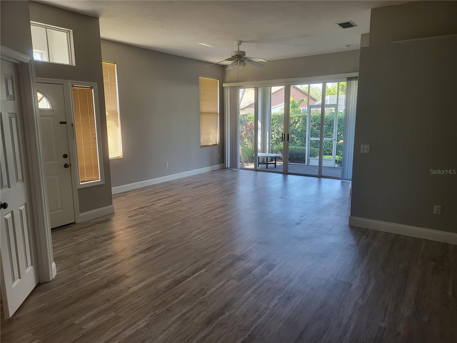 502 CATALINA ISLES CIR — photo 9