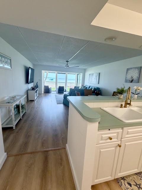 865 S GULFVIEW BLVD #202 — photo 3