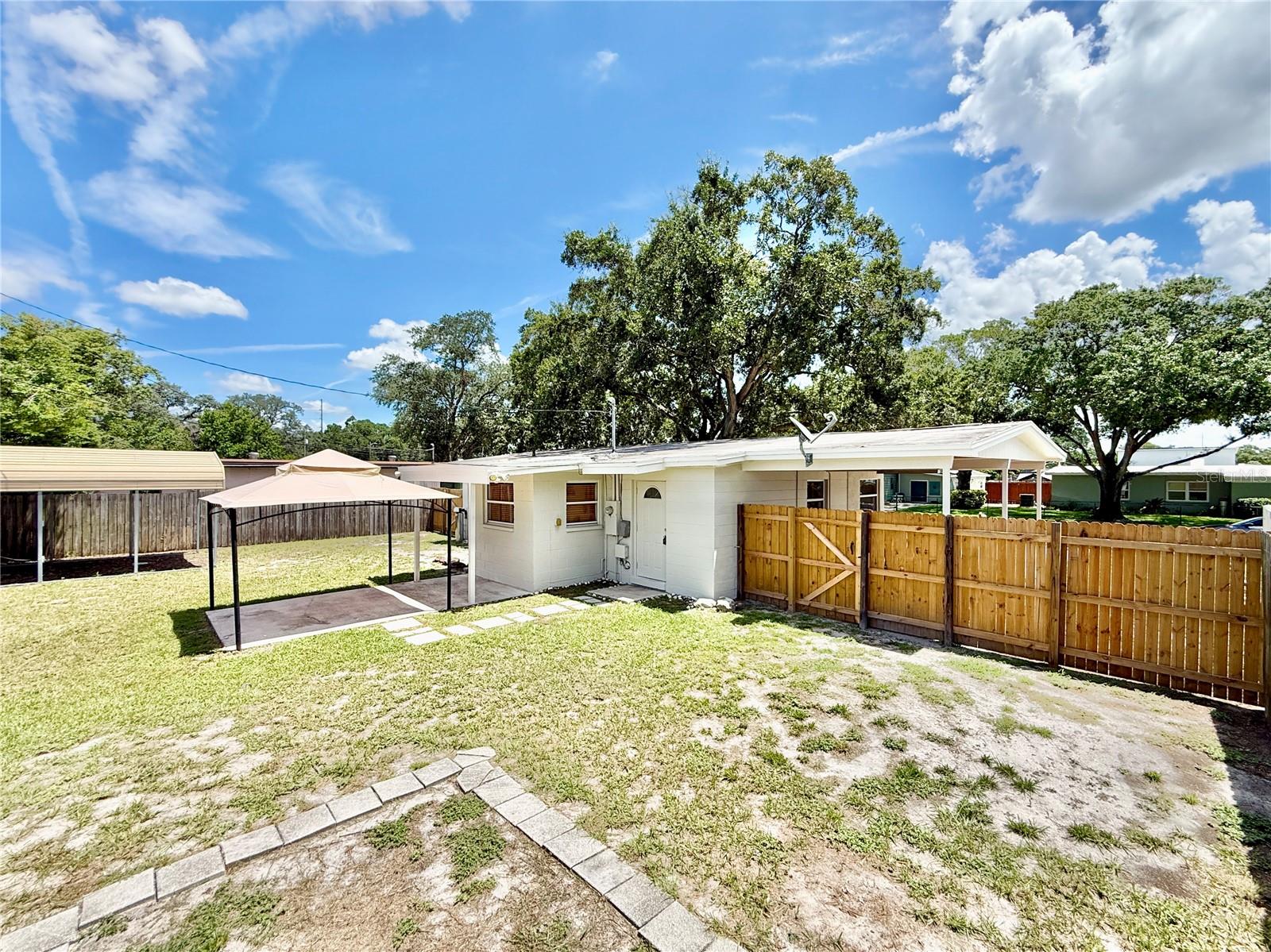 7810 FELICE AVE — photo 4