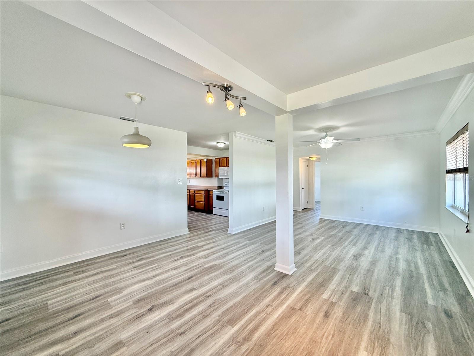 7810 FELICE AVE — photo 7