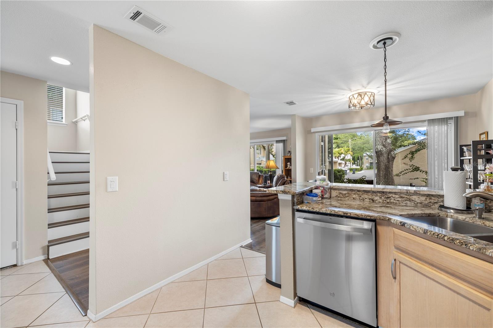 13007 LORNA PL — photo 23