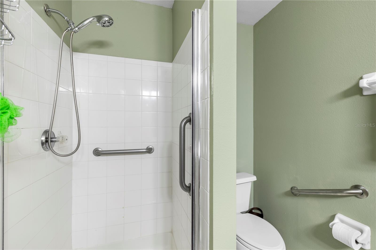 13007 LORNA PL — photo 31