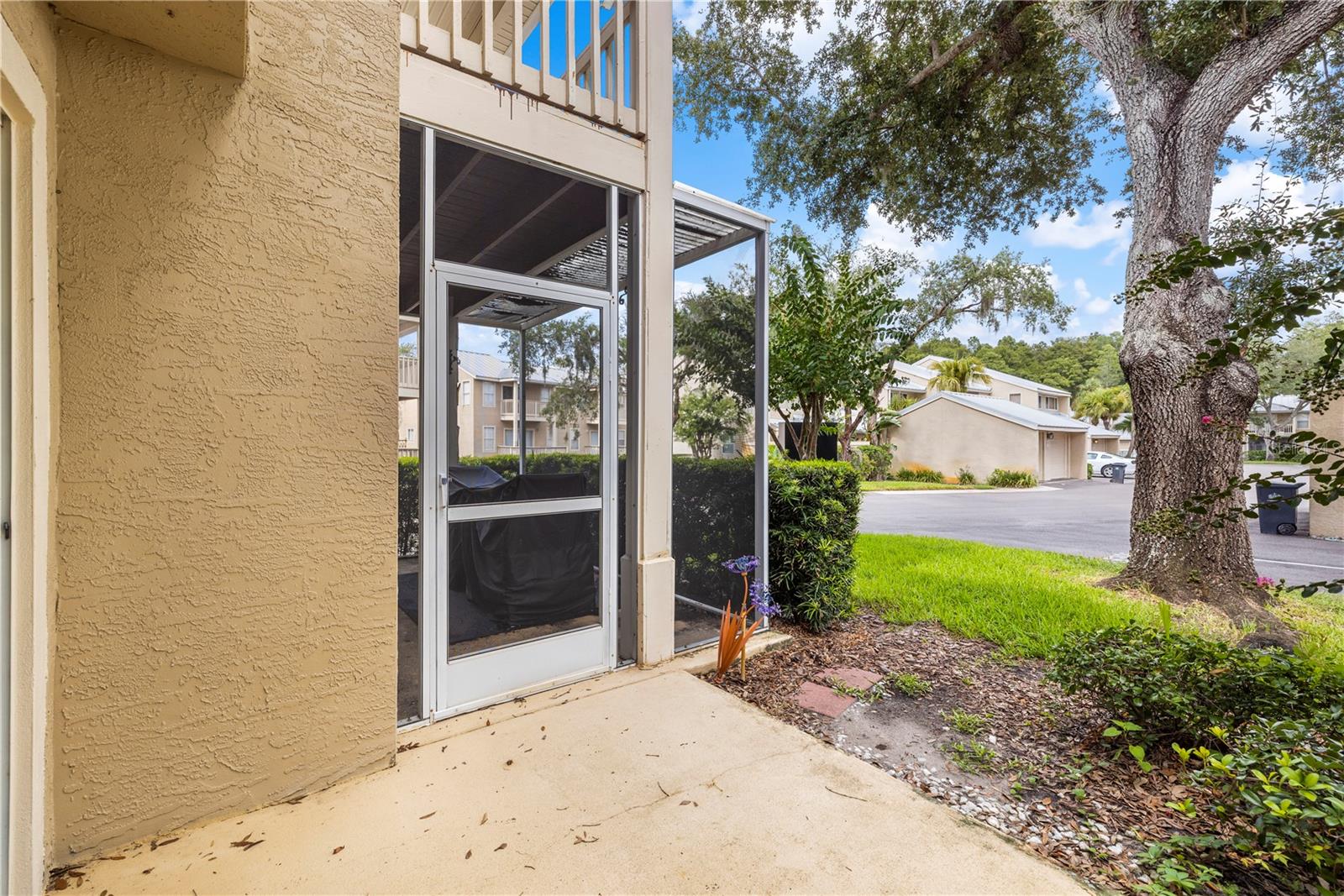13007 LORNA PL — photo 7