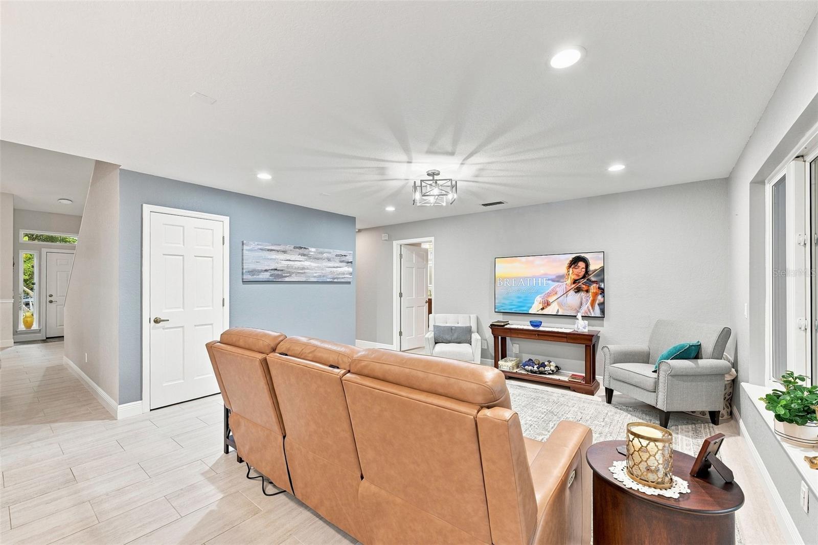 1821 LAKE HERON DR — photo 7