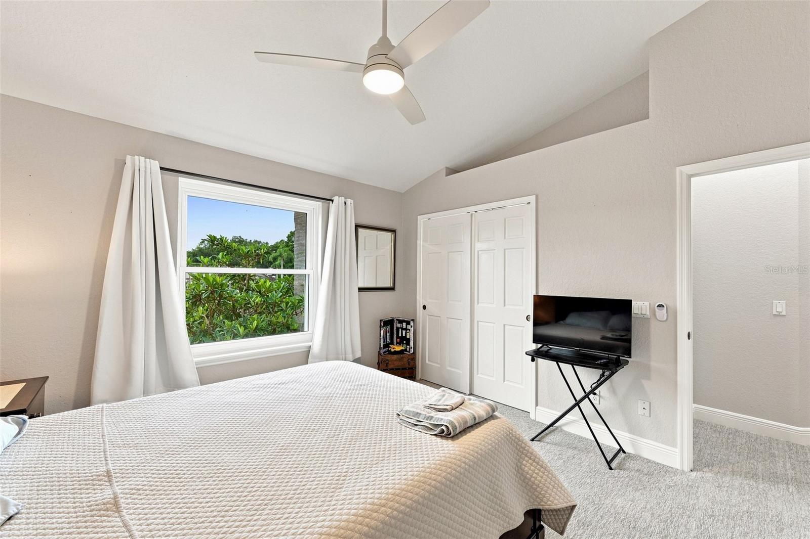1821 LAKE HERON DR — photo 28