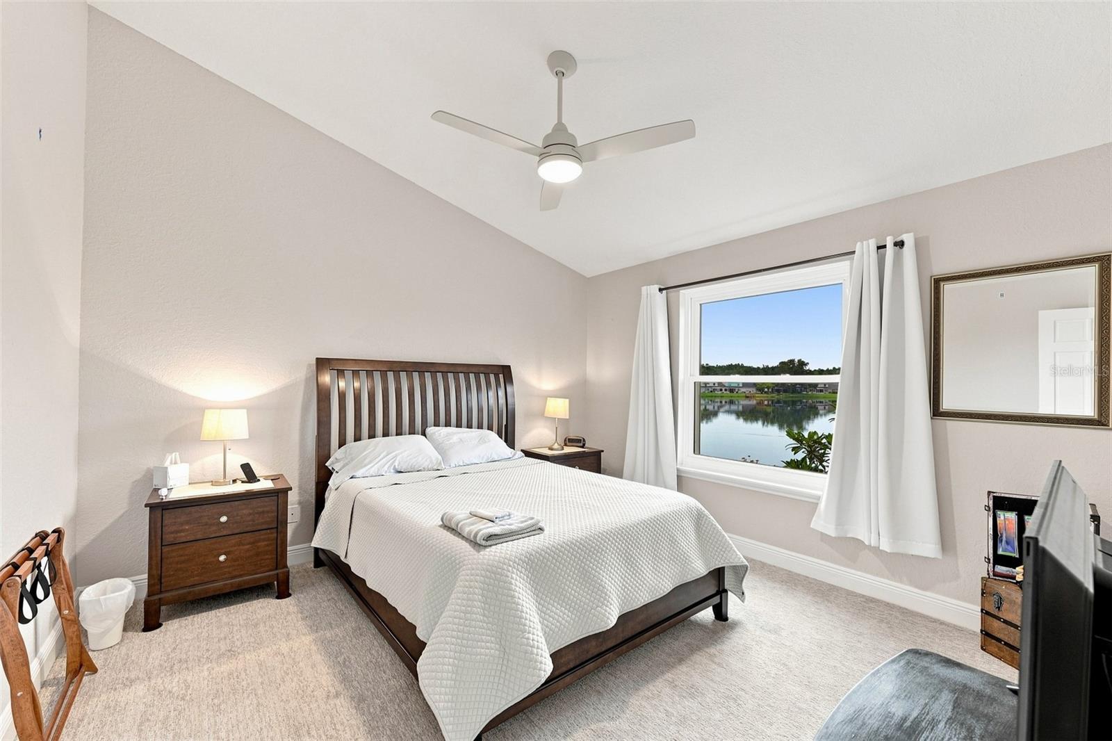 1821 LAKE HERON DR — photo 27