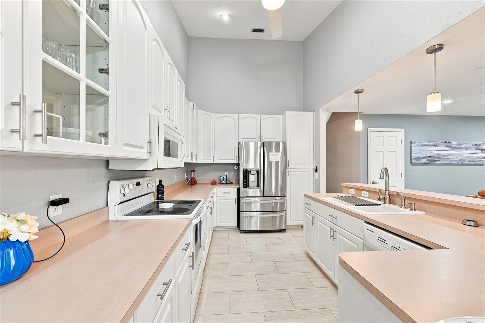 1821 LAKE HERON DR — photo 10