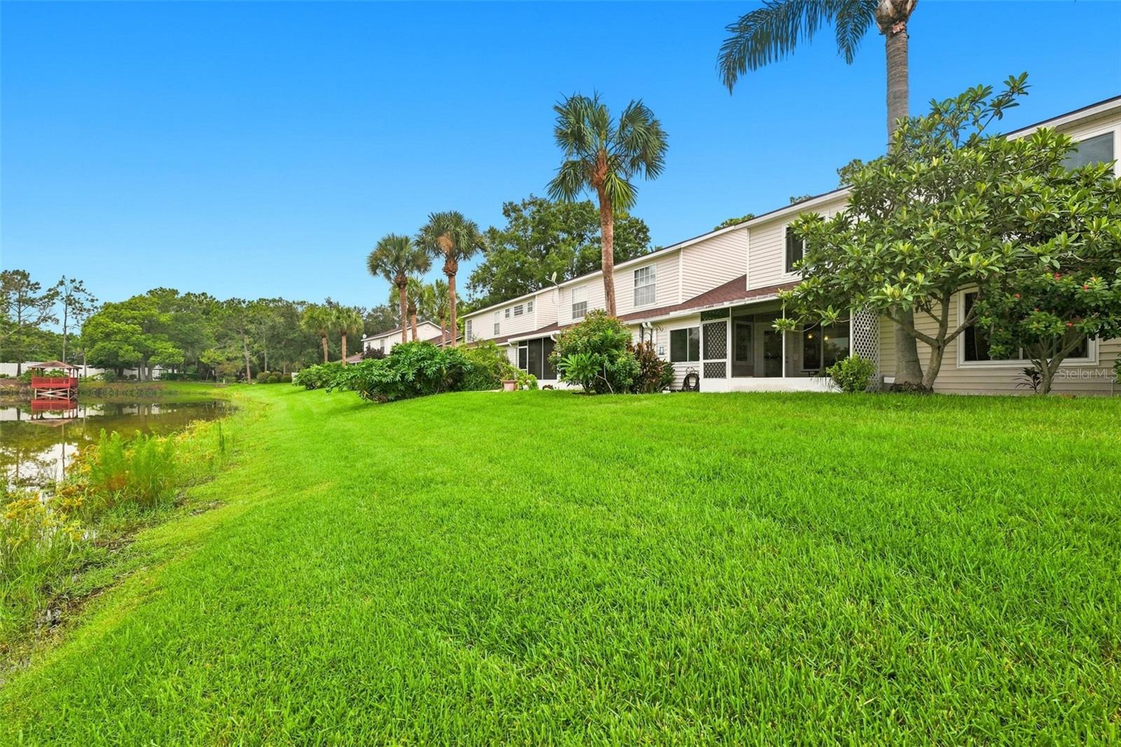 1821 LAKE HERON DR — photo 37