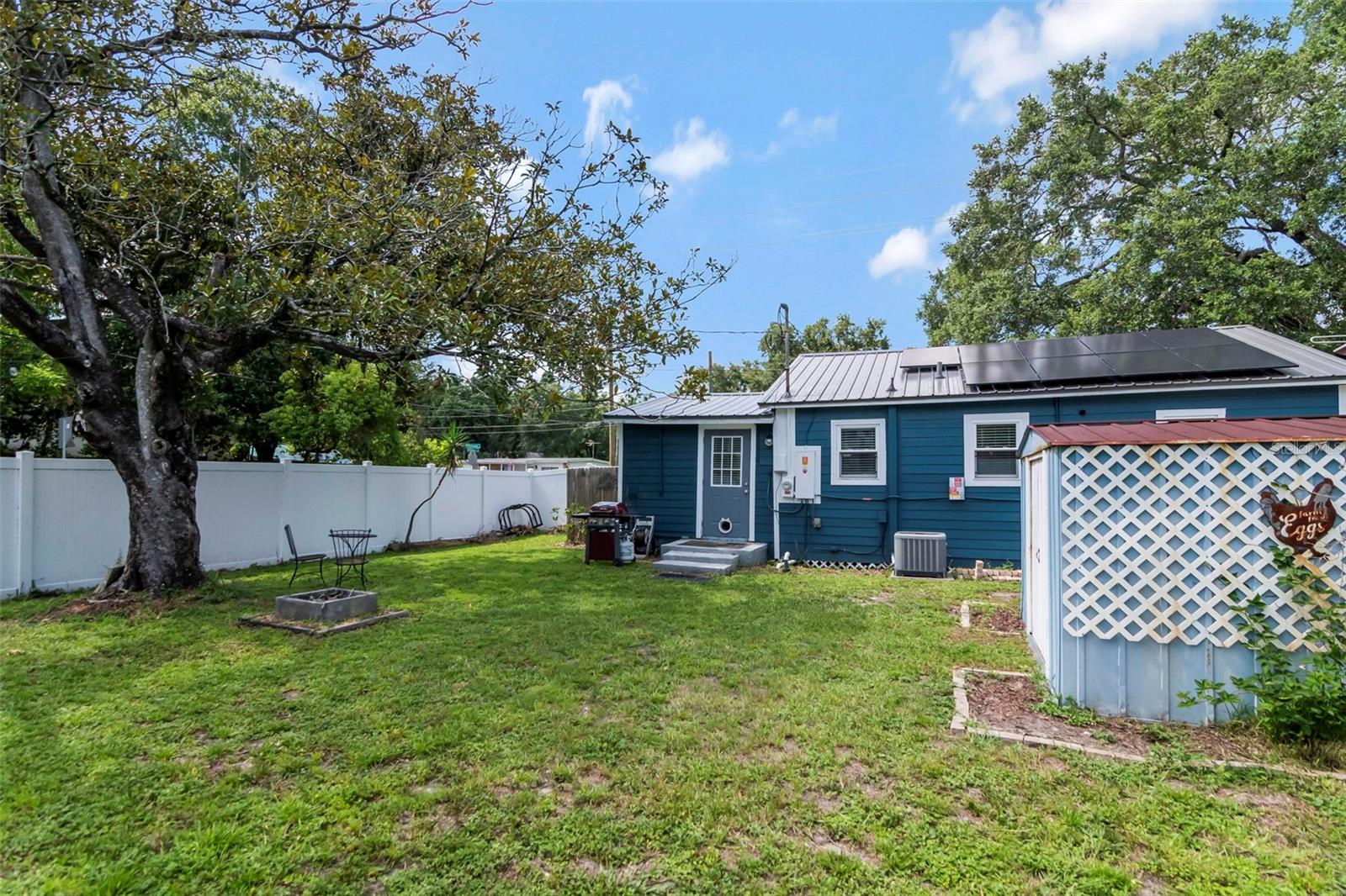 1716 W SITKA ST — photo 30
