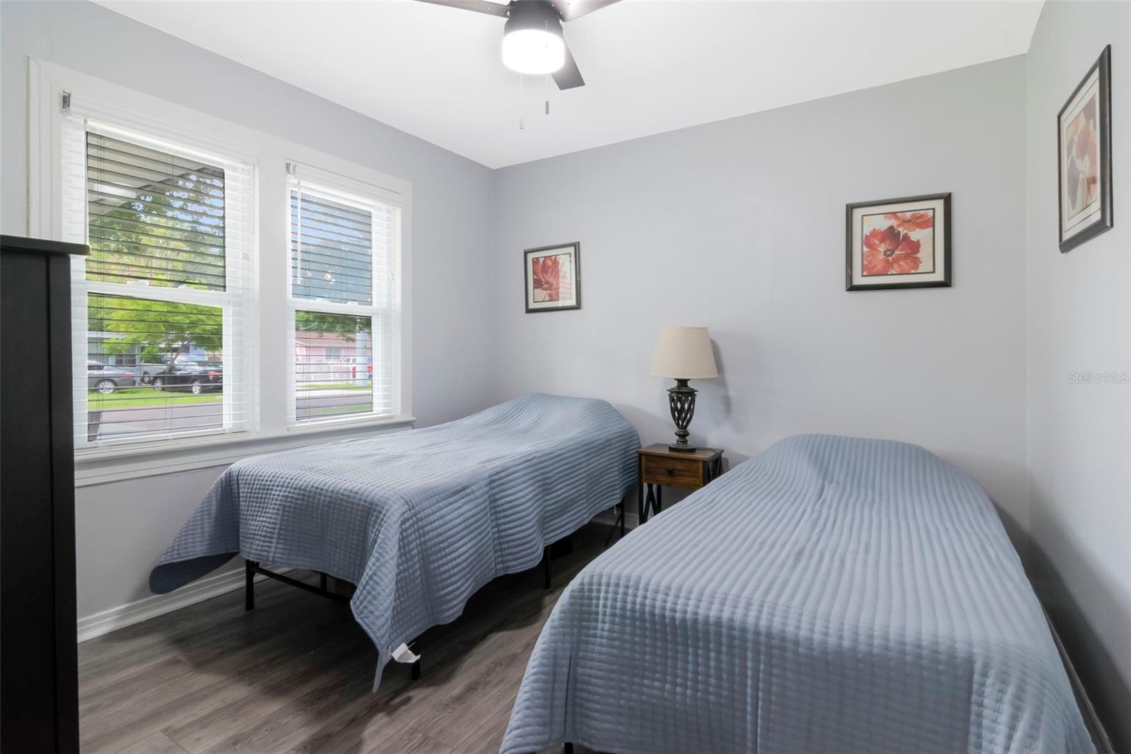 1716 W SITKA ST — photo 8