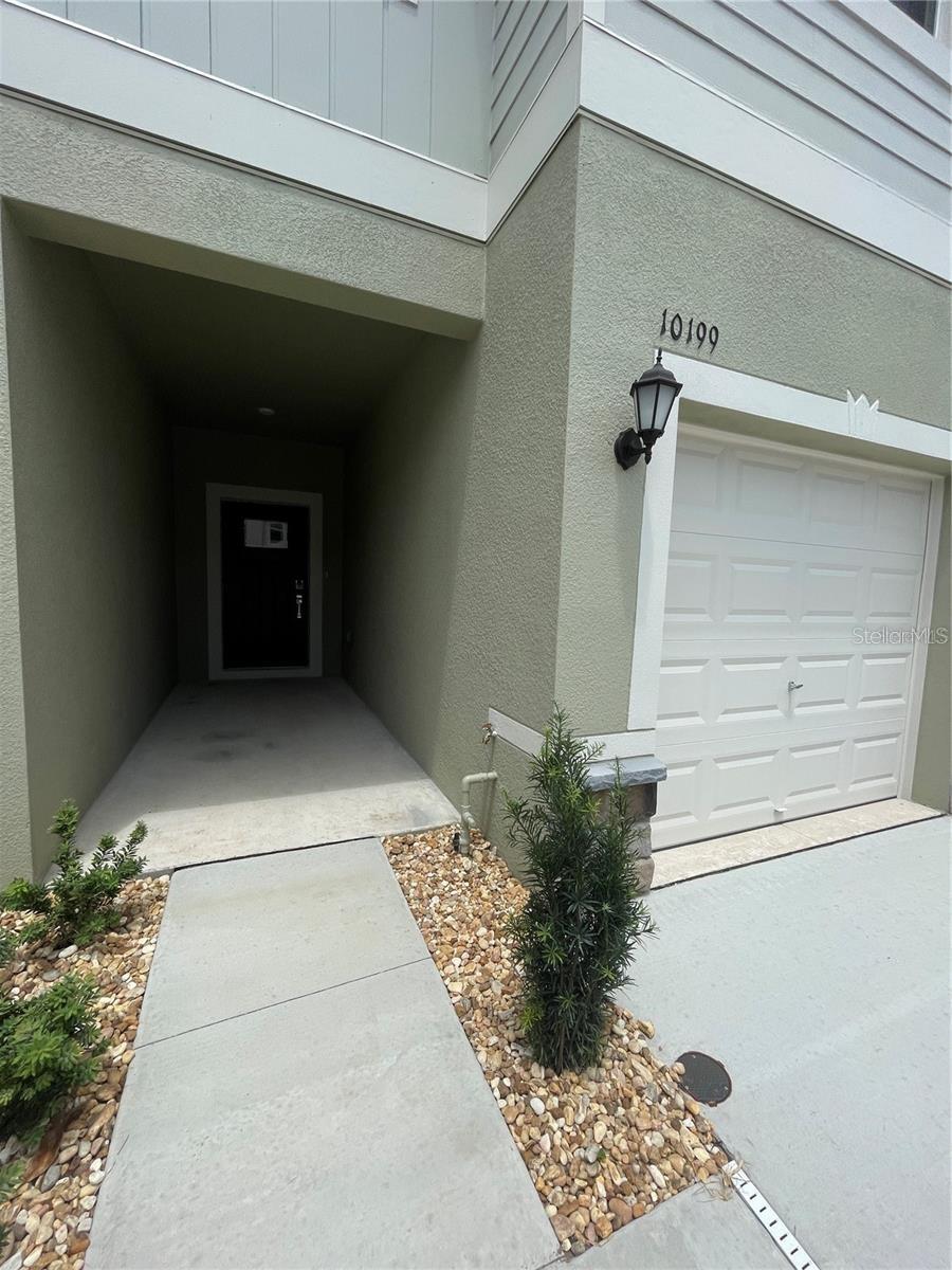 10199 TRUMPET HONEYSUCKLE WAY — photo 2