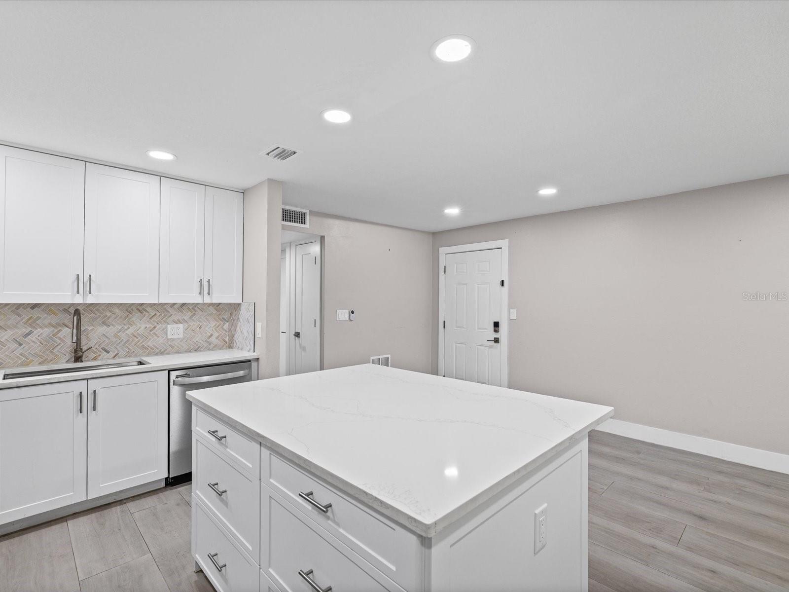 4335 AEGEAN DR #128A — photo 21