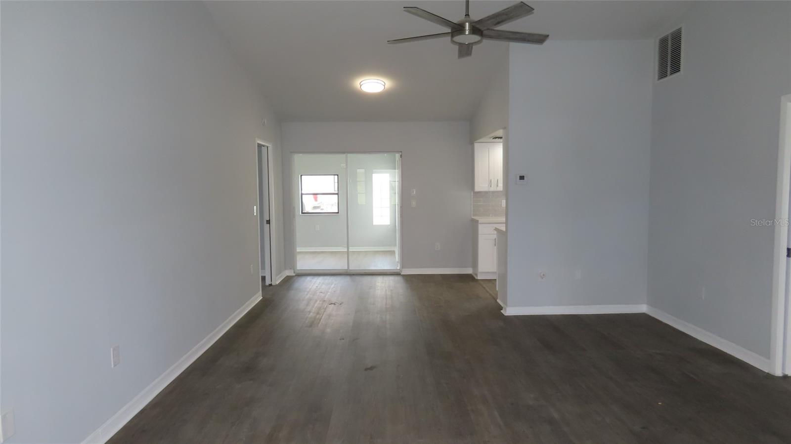 807 NECTAR RD — photo 8