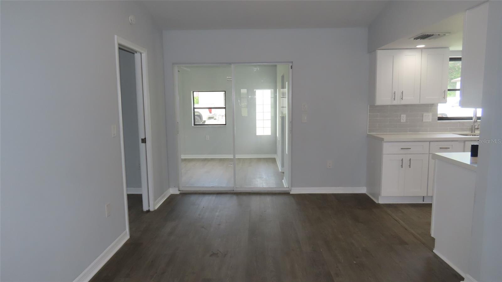 807 NECTAR RD — photo 9