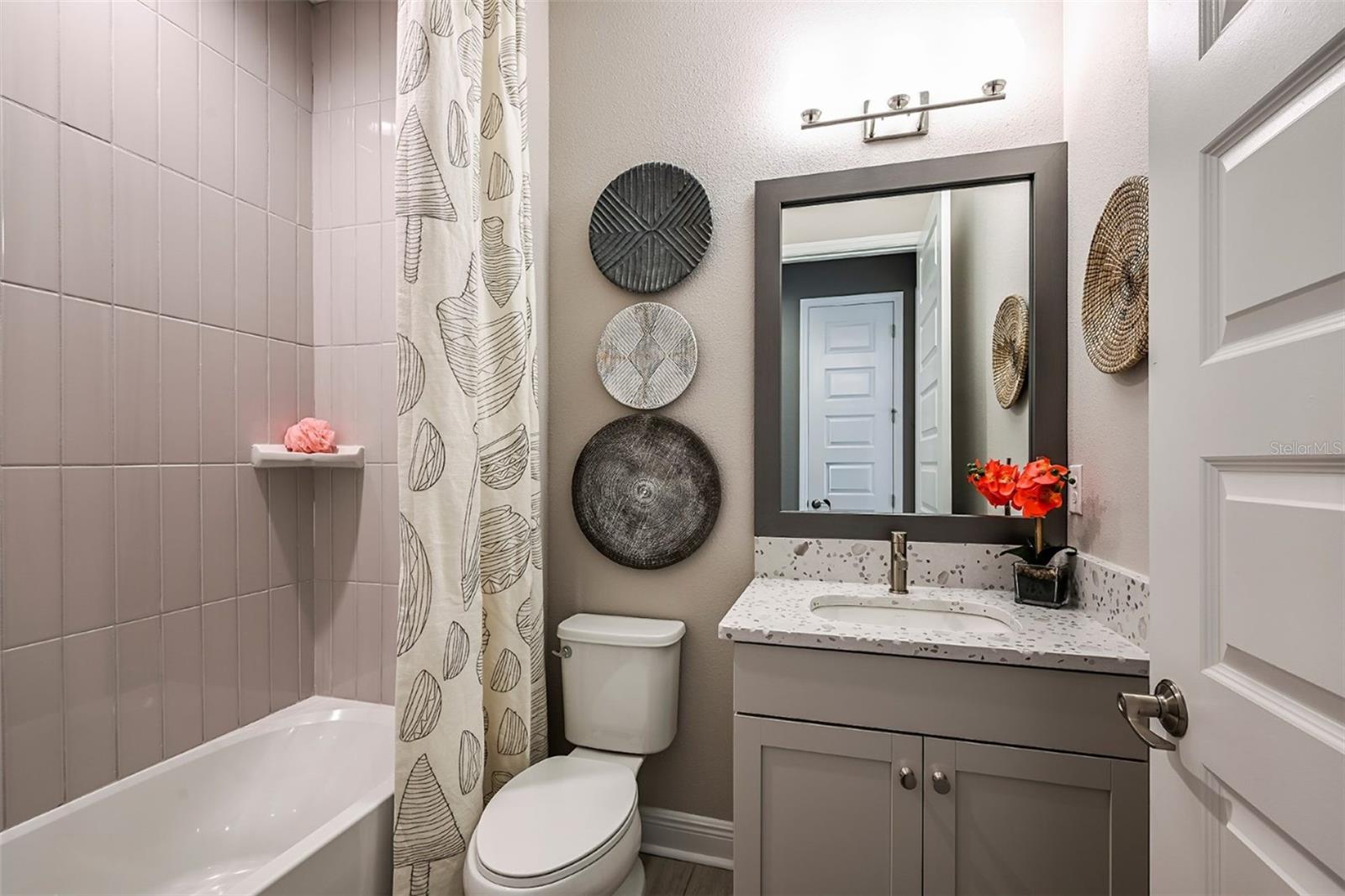 5373 WOLF CREEK DR — photo 19